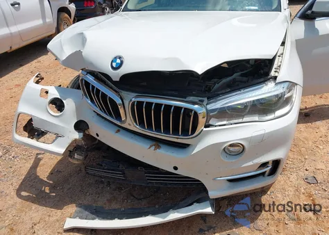 2015 BMW X5 xDrive35I z USA, uszkodzony, nr VIN 5UXKR0C52F0K59148